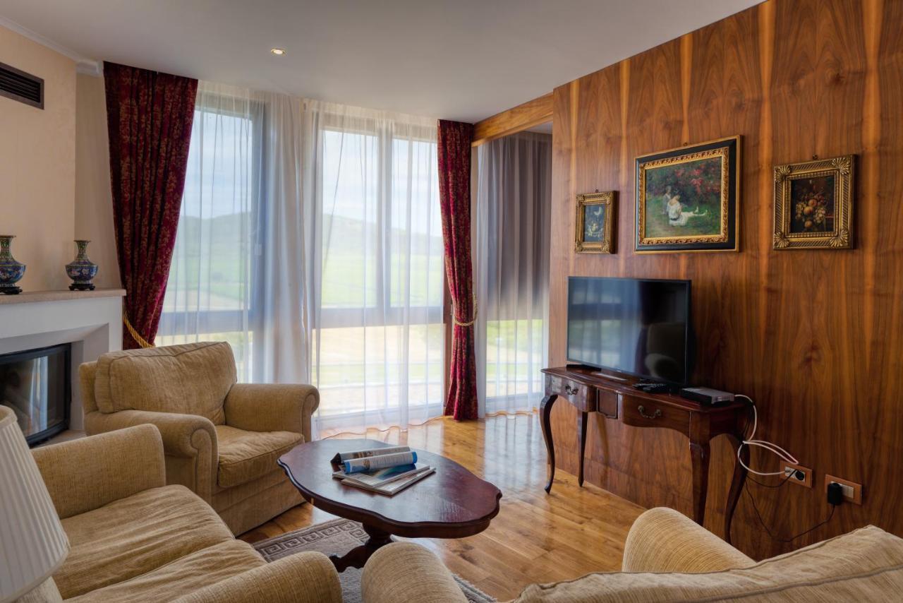 Hotel Soli Invicto Elenovo  Εξωτερικό φωτογραφία