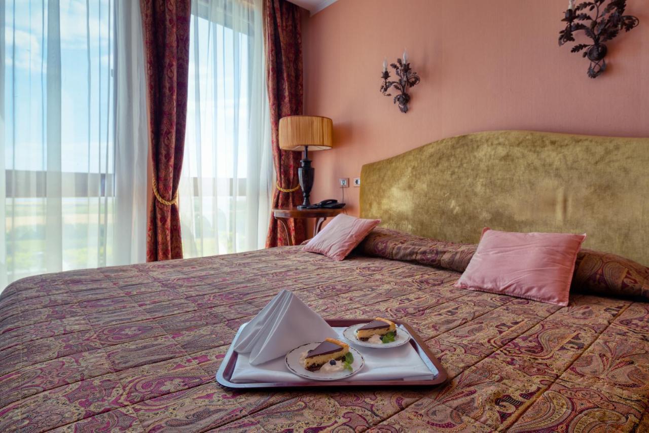 Hotel Soli Invicto Elenovo  Εξωτερικό φωτογραφία